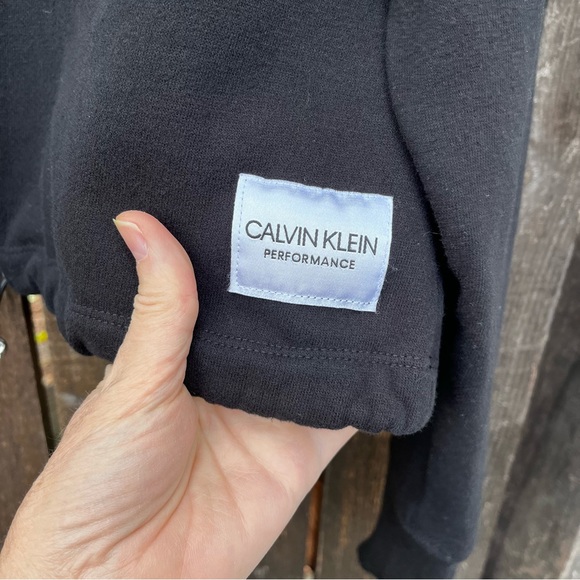 Calvin Klein Performance Logo Cropped V-Neck Sweatshirt Sz L - Picture 4 of 10